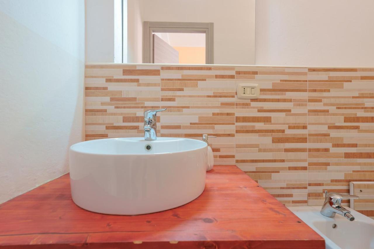 Bissenti Rooms - Eja Sardinia Cagliari Kültér fotó